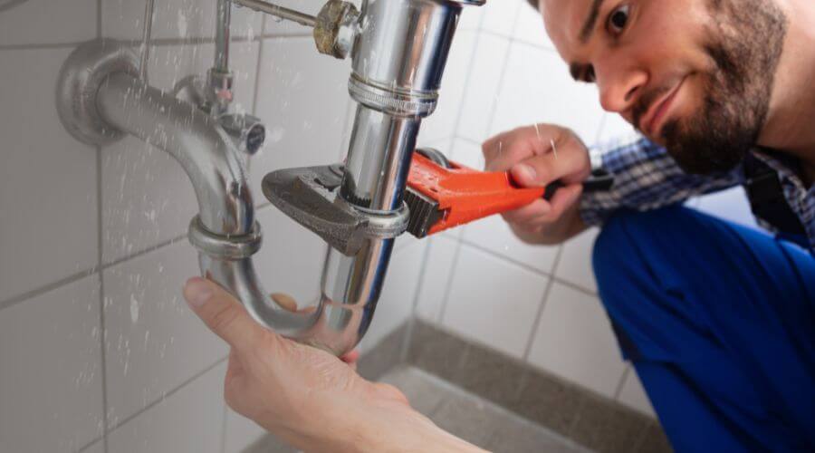 Expert burst pipe repair services in Lottie, LA